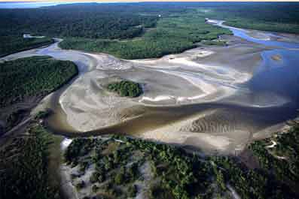 The LivingRiver project was presented in Guinea-Bissau